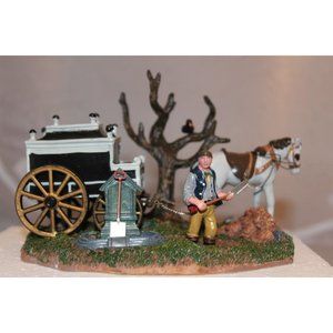 Lemax Spooky Town - Gruesome Grave Digger